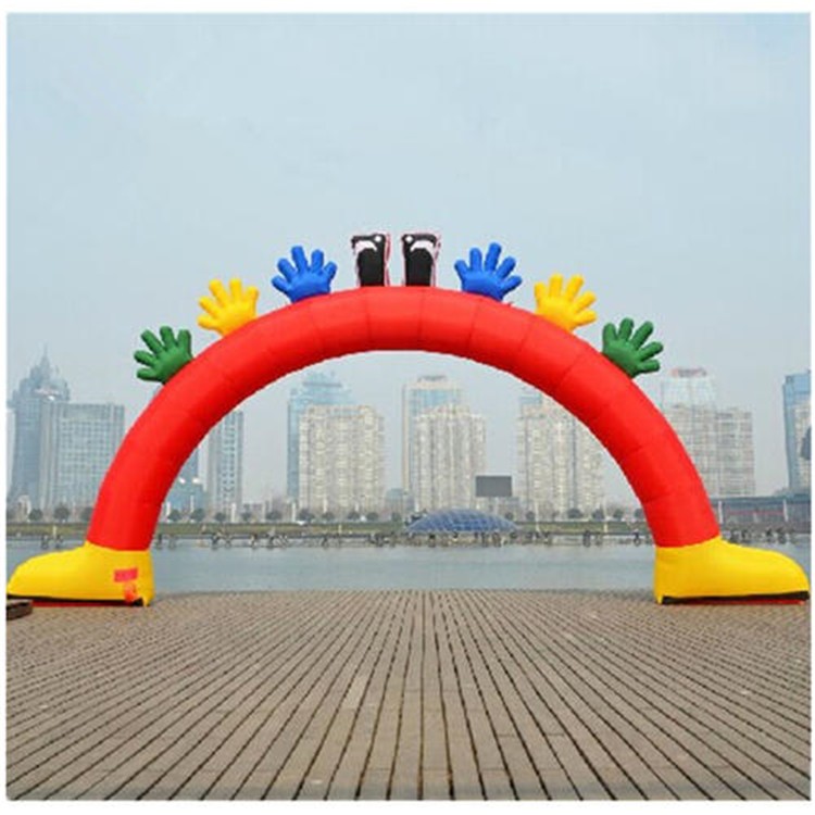 海南藏族快乐手掌造型拱门